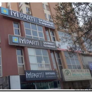 PLEKSİ KUTU HARFLİ TABELA 